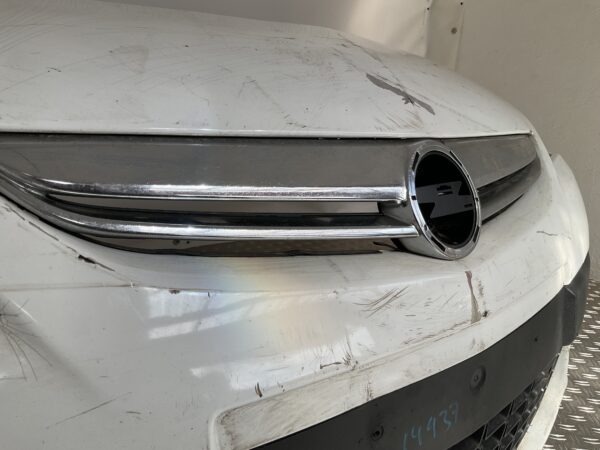Bumper Opel Astra J 4 2007-2011 13264551 Voorbumper