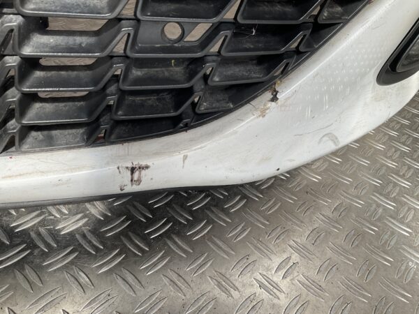 Bumper Opel Astra J 4 2007-2011 13264551 Voorbumper