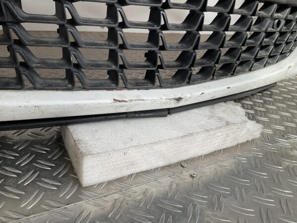 Bumper Opel Astra J 4 2007-2011 13264551 Voorbumper