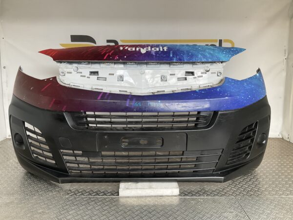 Bumper Opel Vivaro 14-19 9833129877 39201548 Voorbumper G5-14955z