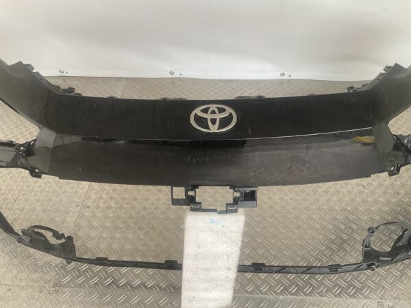 Bumper Toyota CHR C-HR ii 23- 52715-F4010 Voorbumper E2-15036z