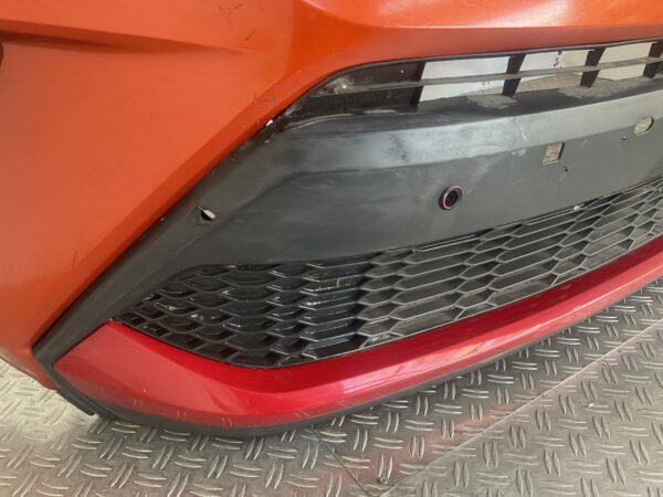 Bumper Toyota CHR Facelift 4xpdc 2021-2024 Voorbumper D5-15015z