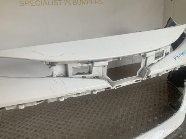 Bumper Toyota Corolla 218-24 pdc 52119-02J90 Voorbumper D4-15005z