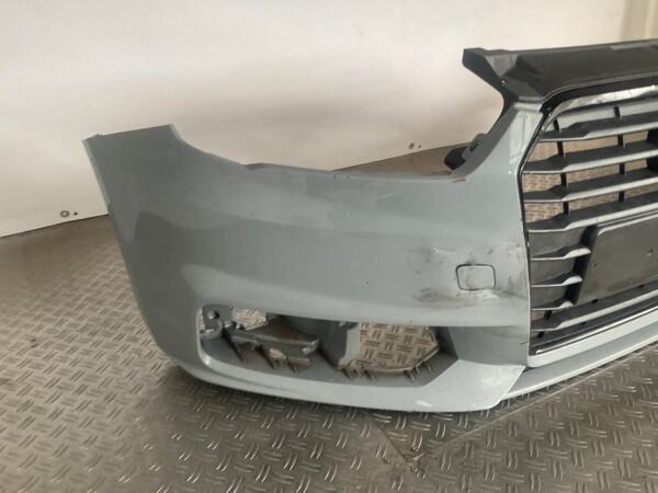 Bumper Audi A1 8xA Facelift 15-19 8XA807437 Voorbumper H3-15026z