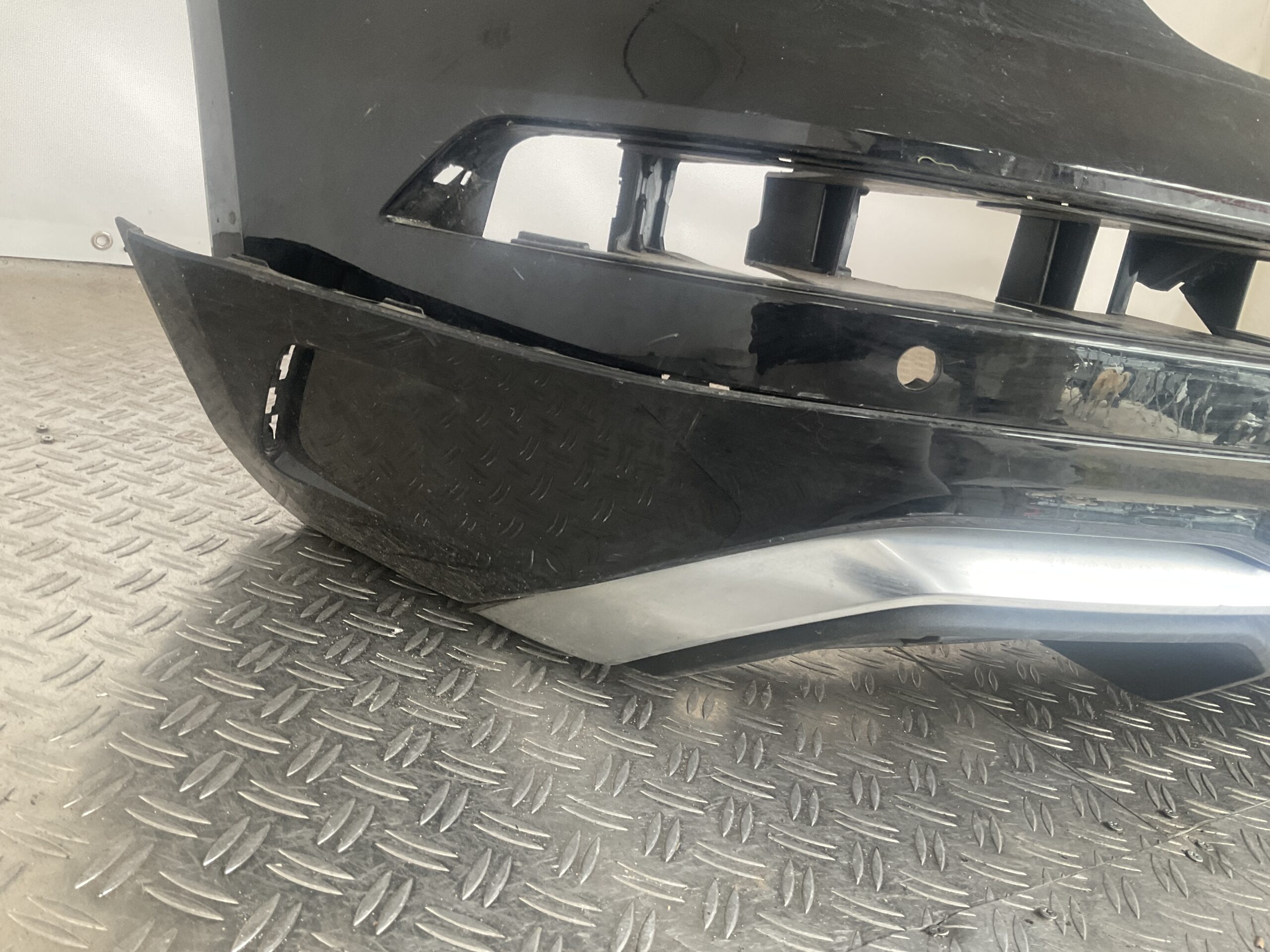 Bumper Audi Q5 2 II 80A Sline S-Line 80A807301 Achterbumper F8-15032z