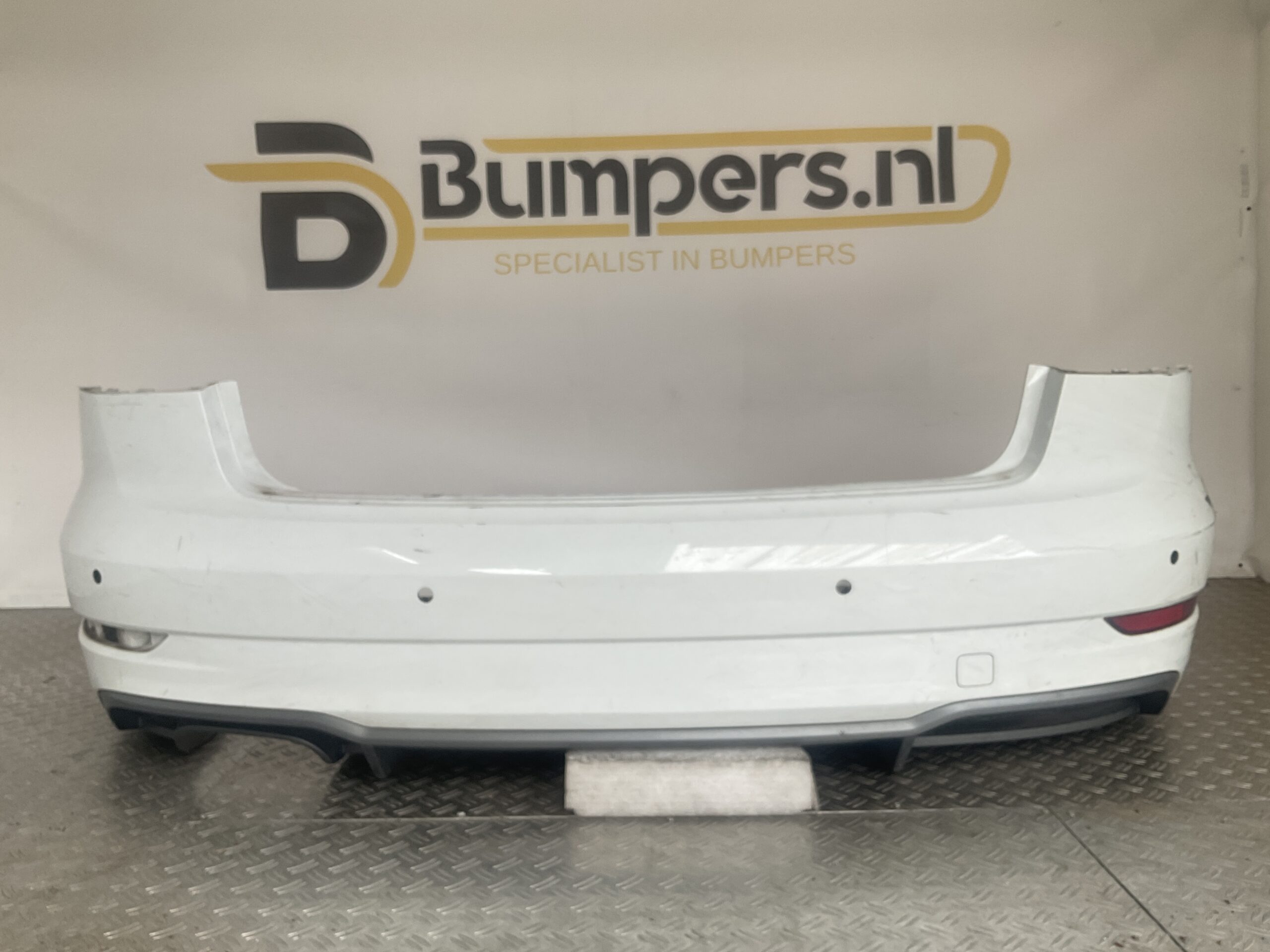 Bumper Audi A3 8V Facelift Sline S-Line Sedan 8V5807511J Achterbumper F8-15030z