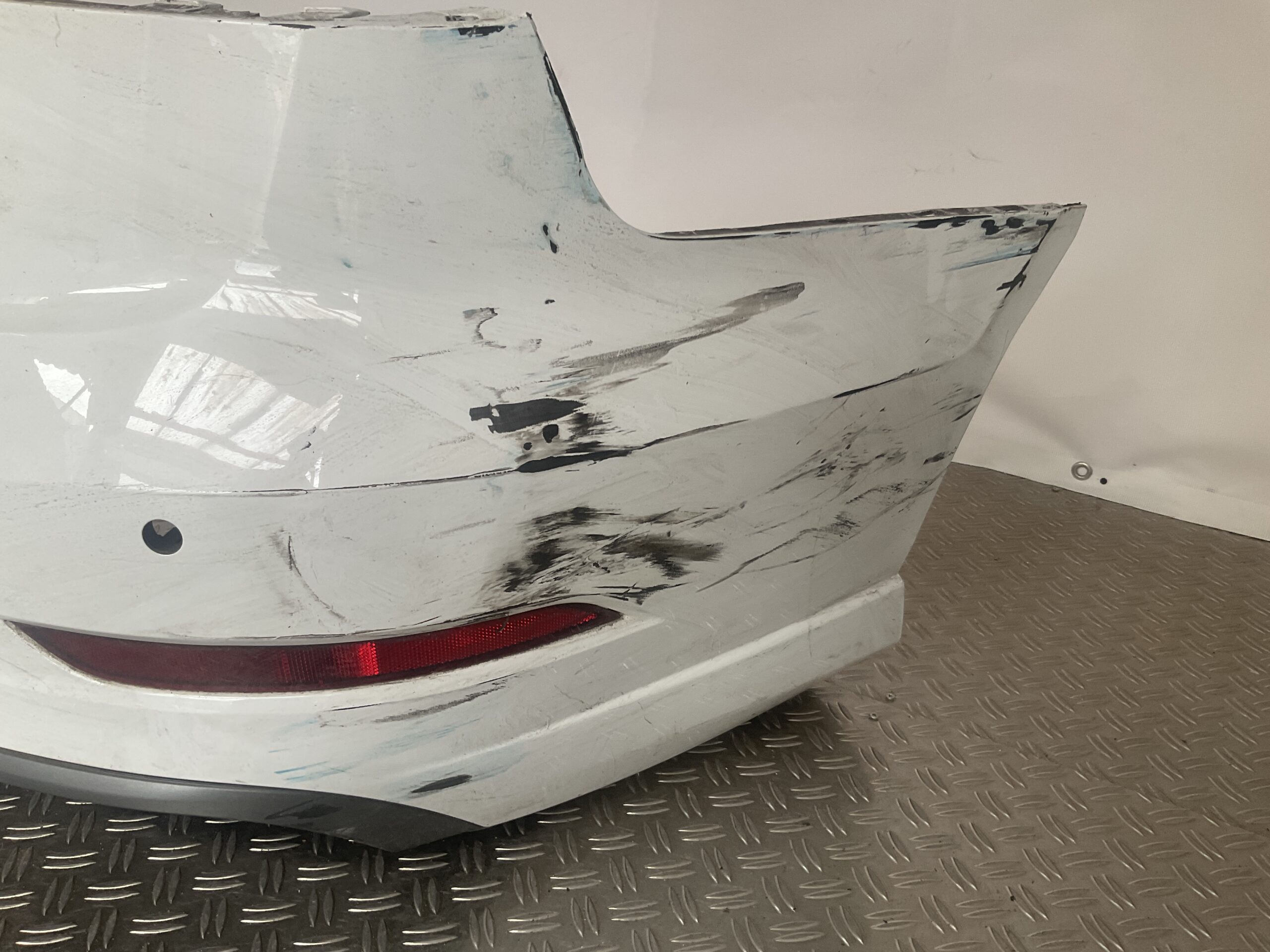 Bumper Audi A3 8V Facelift Sline S-Line Sedan 8V5807511J Achterbumper F8-15030z