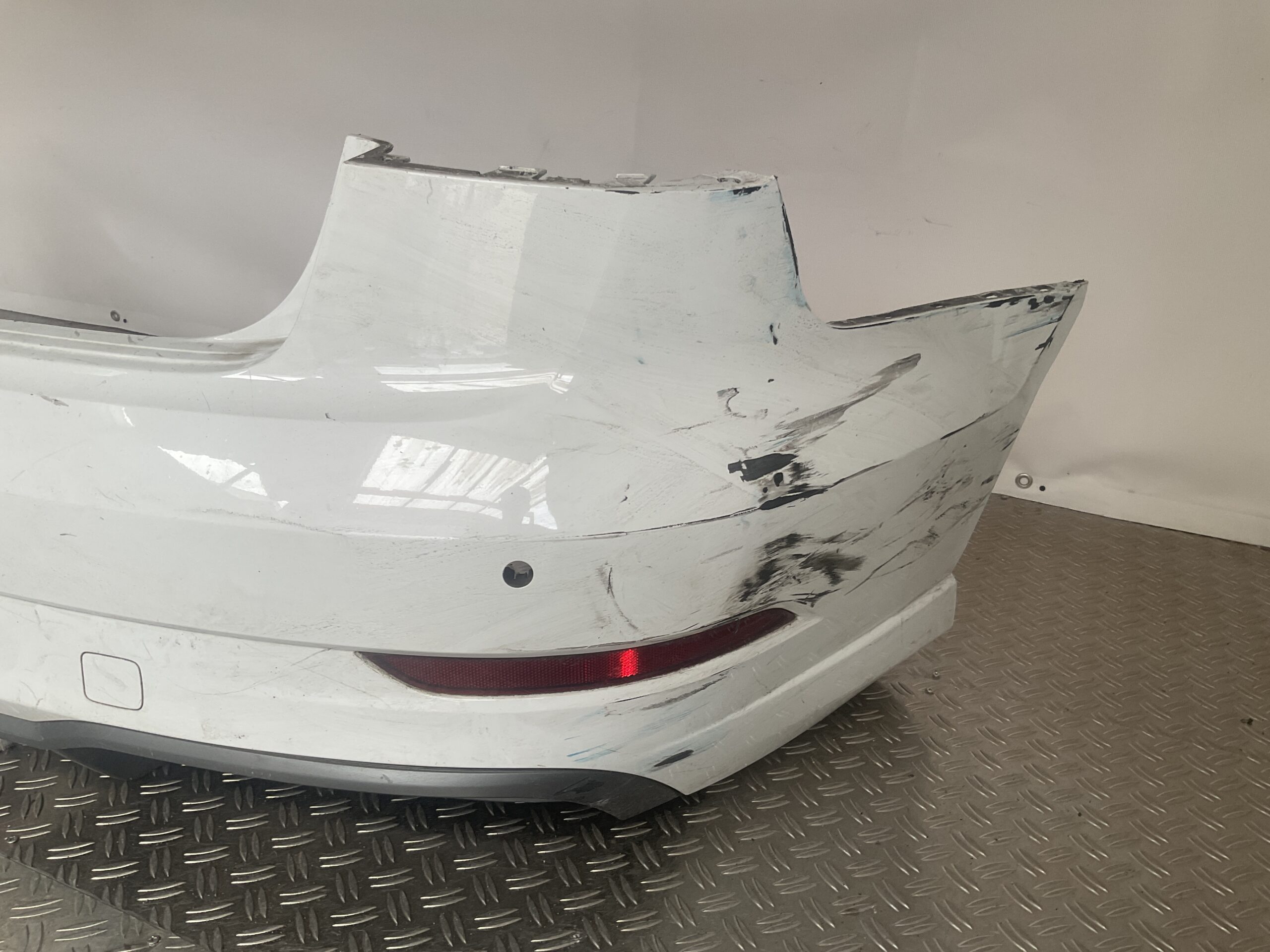 Bumper Audi A3 8V Facelift Sline S-Line Sedan 8V5807511J Achterbumper F8-15030z