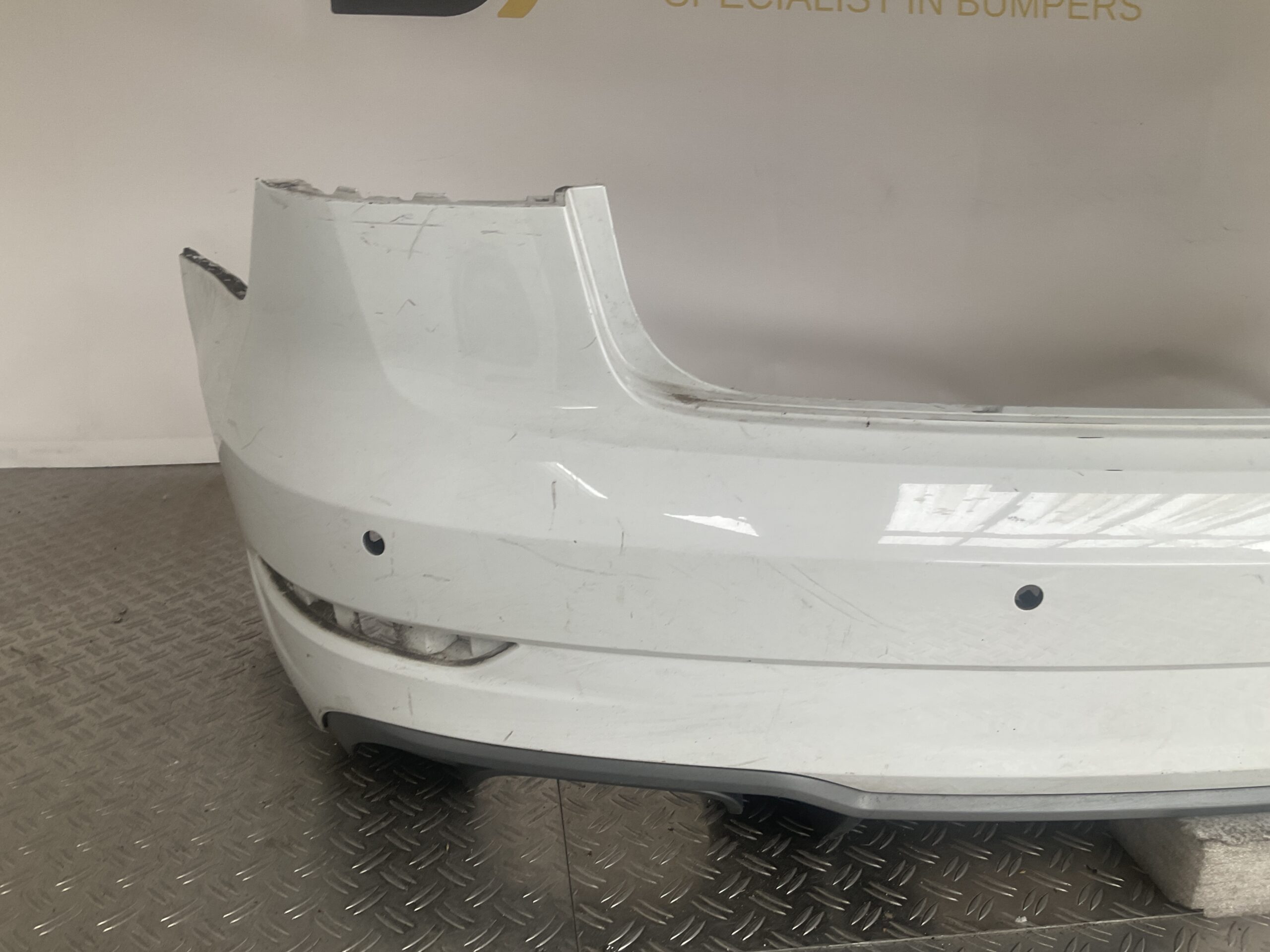 Bumper Audi A3 8V Facelift Sline S-Line Sedan 8V5807511J Achterbumper F8-15030z