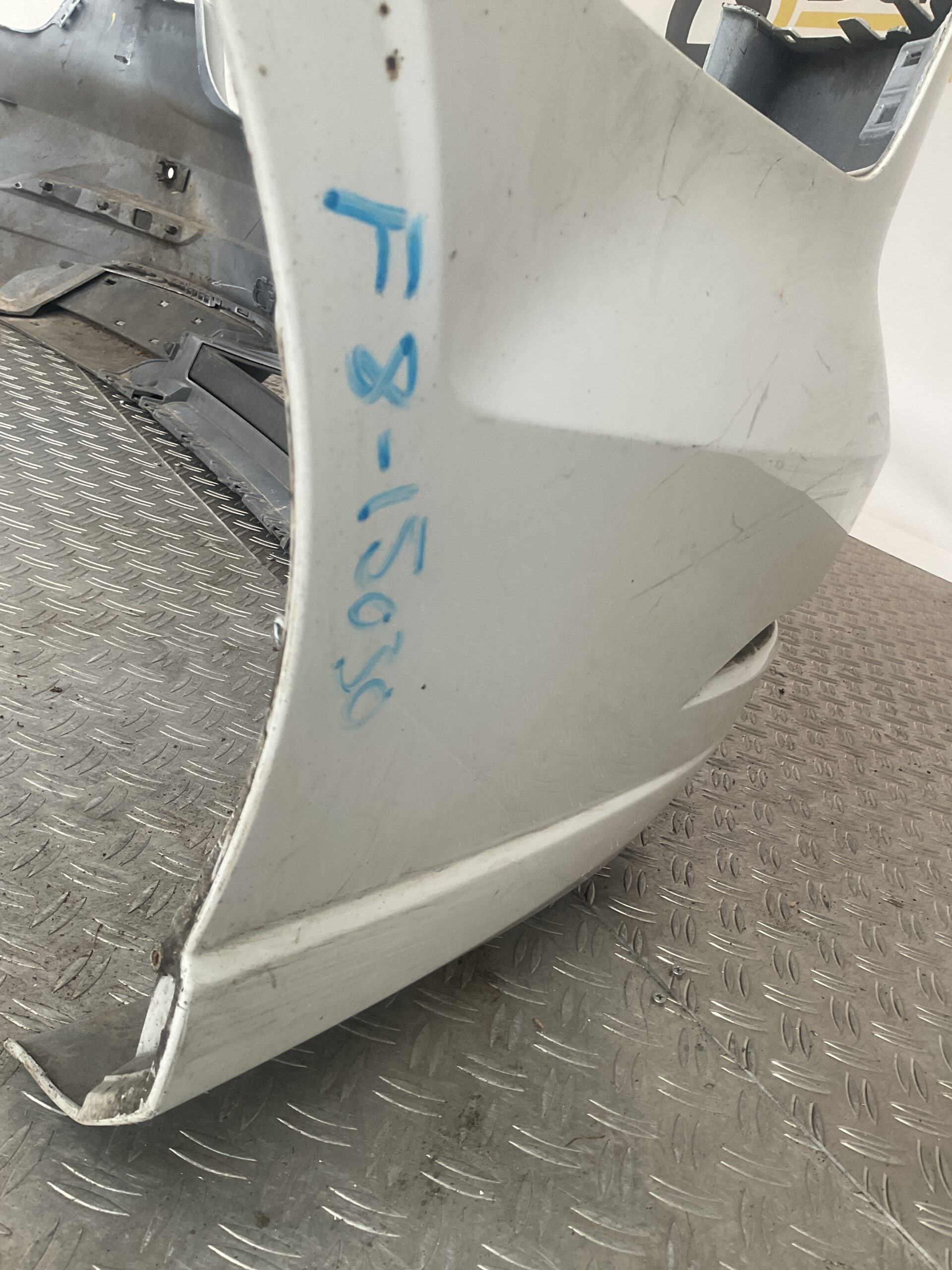 Bumper Audi A3 8V Facelift Sline S-Line Sedan 8V5807511J Achterbumper F8-15030z