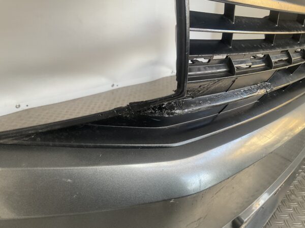 Bumper Volkswagen Transporter T6 SPORT 7E5807221D Voorbumper C10-15041z