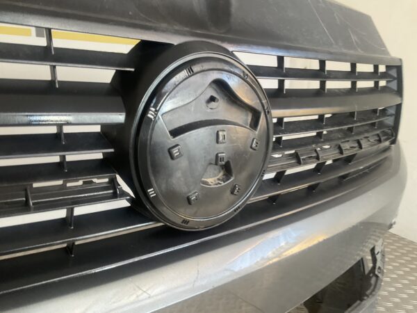 Bumper Volkswagen Transporter T6 SPORT 7E5807221D Voorbumper C10-15041z