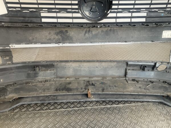 Bumper Volkswagen Transporter T6 SPORT 7E5807221D Voorbumper C10-15041z