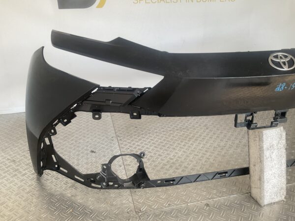 Bumper Toyota CHR C-HR ii 23- 52715-F4010 Voorbumper D8-15050z