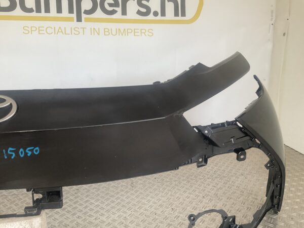 Bumper Toyota CHR C-HR ii 23- 52715-F4010 Voorbumper D8-15050z