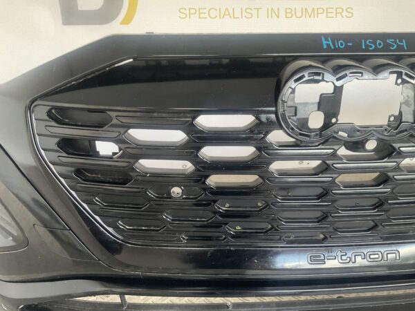 Bumper Audi Q8 E-tron E tron S line Sline facelift 23- 4KE807725 Voorbumper H10-15054z