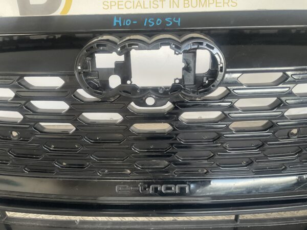 Bumper Audi Q8 E-tron E tron S line Sline facelift 23- 4KE807725 Voorbumper H10-15054z