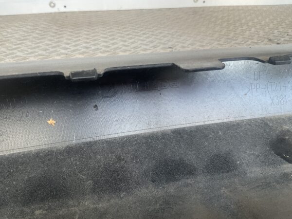 Bumper Mazda CX30 CX-30 pdc DFR5-50031 Voorbumper B9-16055z