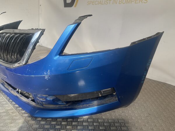 Bumper Skoda Octavia 3 Facelift kls 16-20 5E0807221n Voorbumper H2-15063z