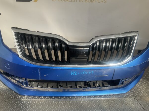 Bumper Skoda Octavia 3 Facelift kls 16-20 5E0807221n Voorbumper H2-15063z