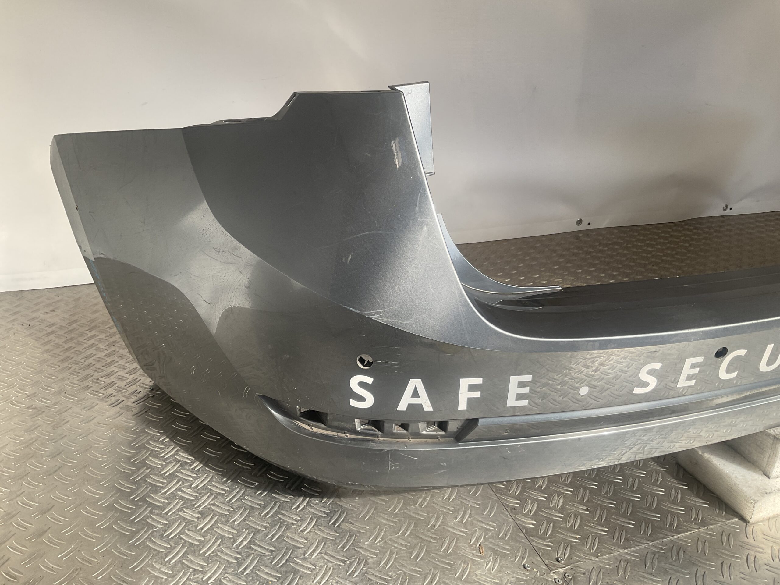 Bumper Skoda Octavia III 5E5807421 Achterbumper F8-15068z