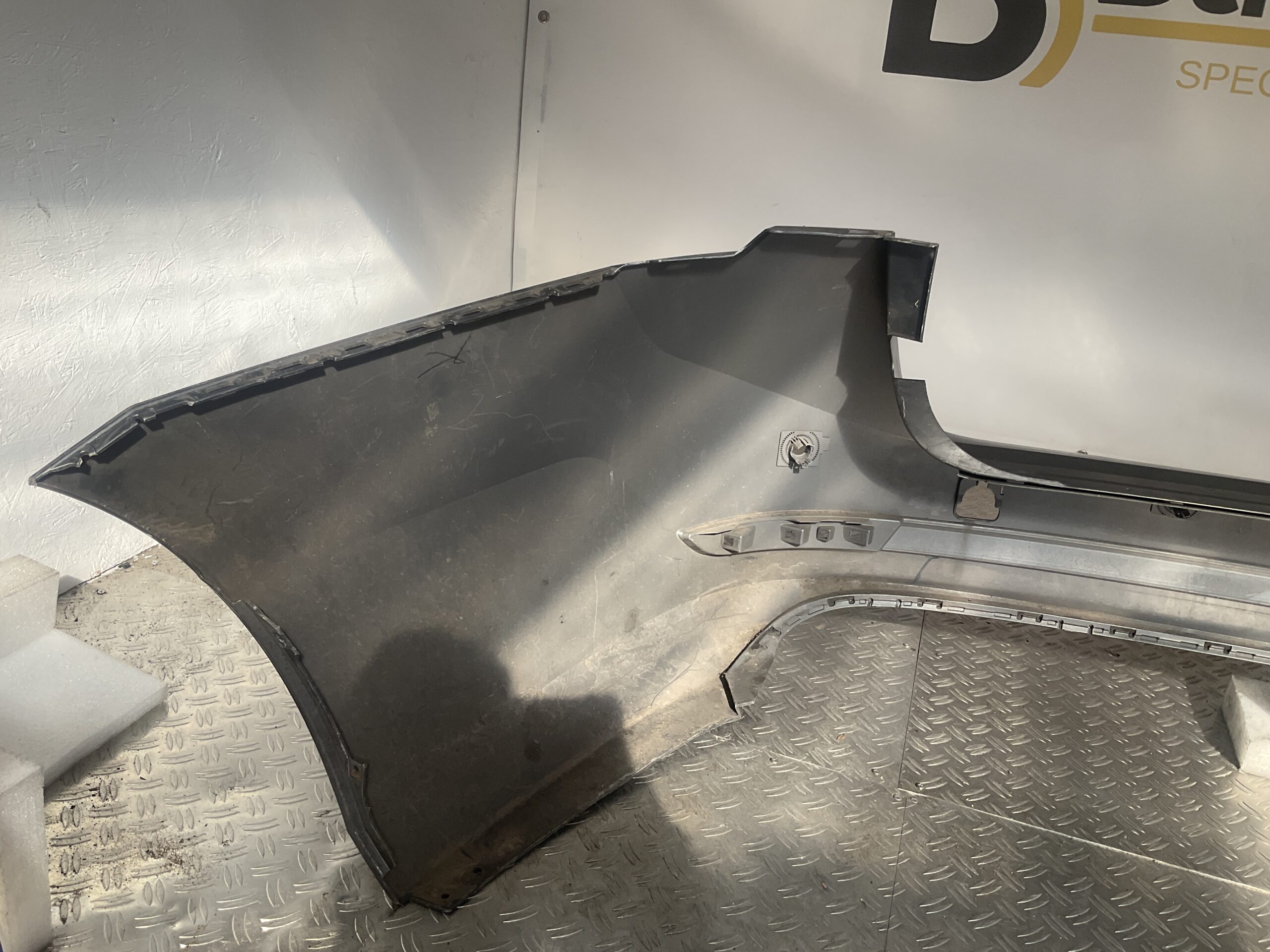 Bumper Skoda Octavia III 5E5807421 Achterbumper F8-15068z