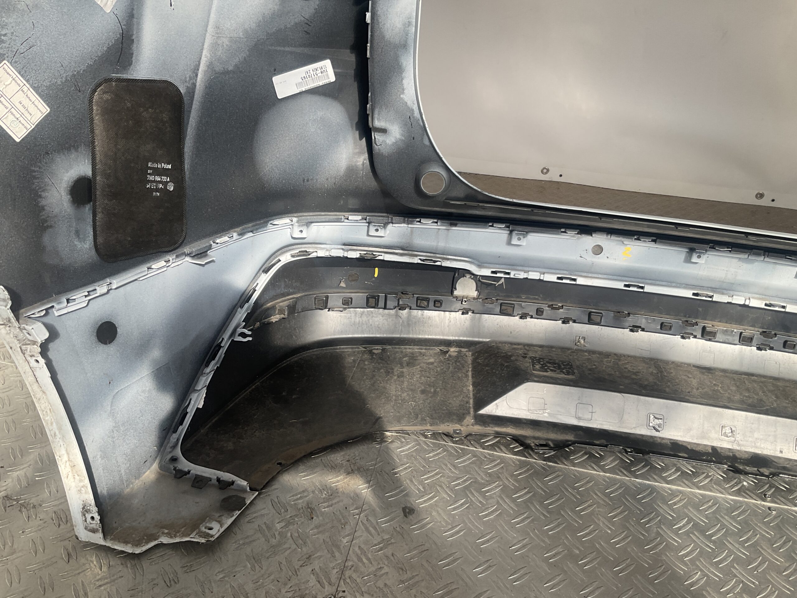 Bumper Skoda Enyaq IV pdc 5LG807568 Achterbumper F8-15069z