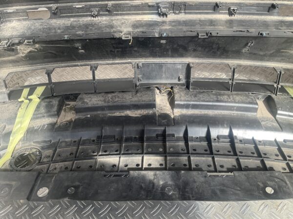 Bumper Volvo EX30 EX 30 23-25 31345658 Voorbumper E2-15072z