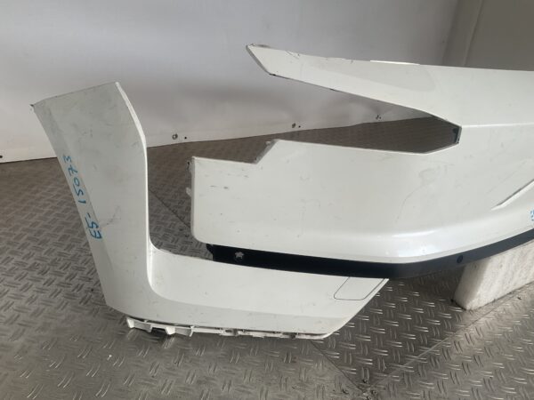 Bumper Volvo EX30 EX 30 23-25 31345658 Voorbumper E2-15073z