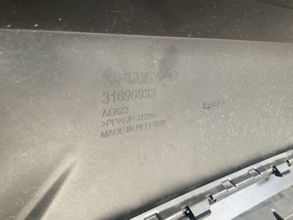 Bumper Volvo XC40 XC-40 Facelift 31690933 Voorbumper E5-15075z