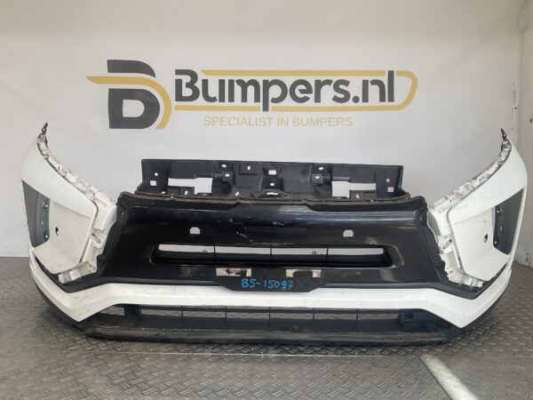Bumper Mitsubishi Eclipse Cross 18- 6400H717zz Voorbumper B5-15097z