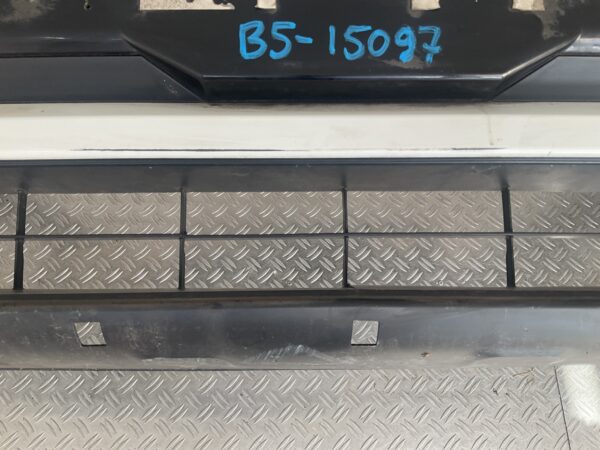 Bumper Mitsubishi Eclipse Cross 18- 6400H717zz Voorbumper B5-15097z