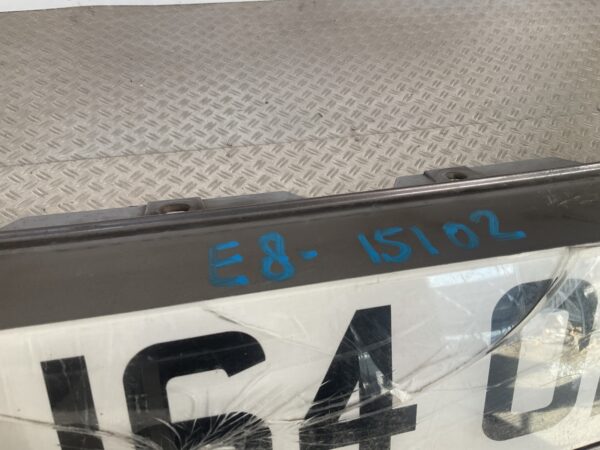 Bumper Mitsubishi Pajero IV 6400D521zz Voorbumper E8-15102z