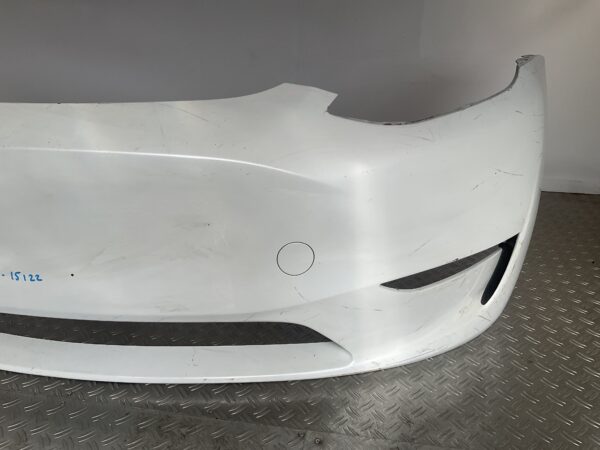 Bumper Tesla Model Y 2020-2024 1540100-06-C Voorbumper M1-15122z