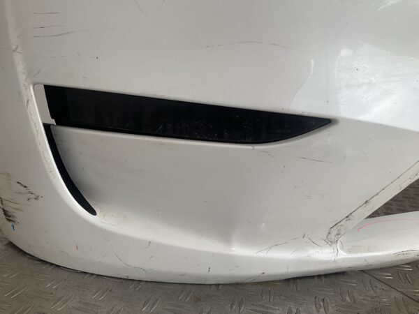 Bumper Tesla Model Y 2020-2024 1540100-06-C Voorbumper M1-15122z