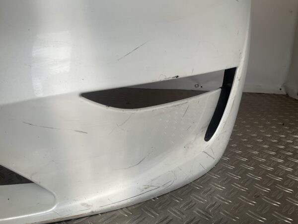 Bumper Tesla Model Y 2020-2024 1540100-06-C Voorbumper M1-15122z