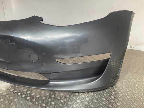 Bumper Tesla Model Y 2020-2024 153704-03-F Voorbumper M1-15125z