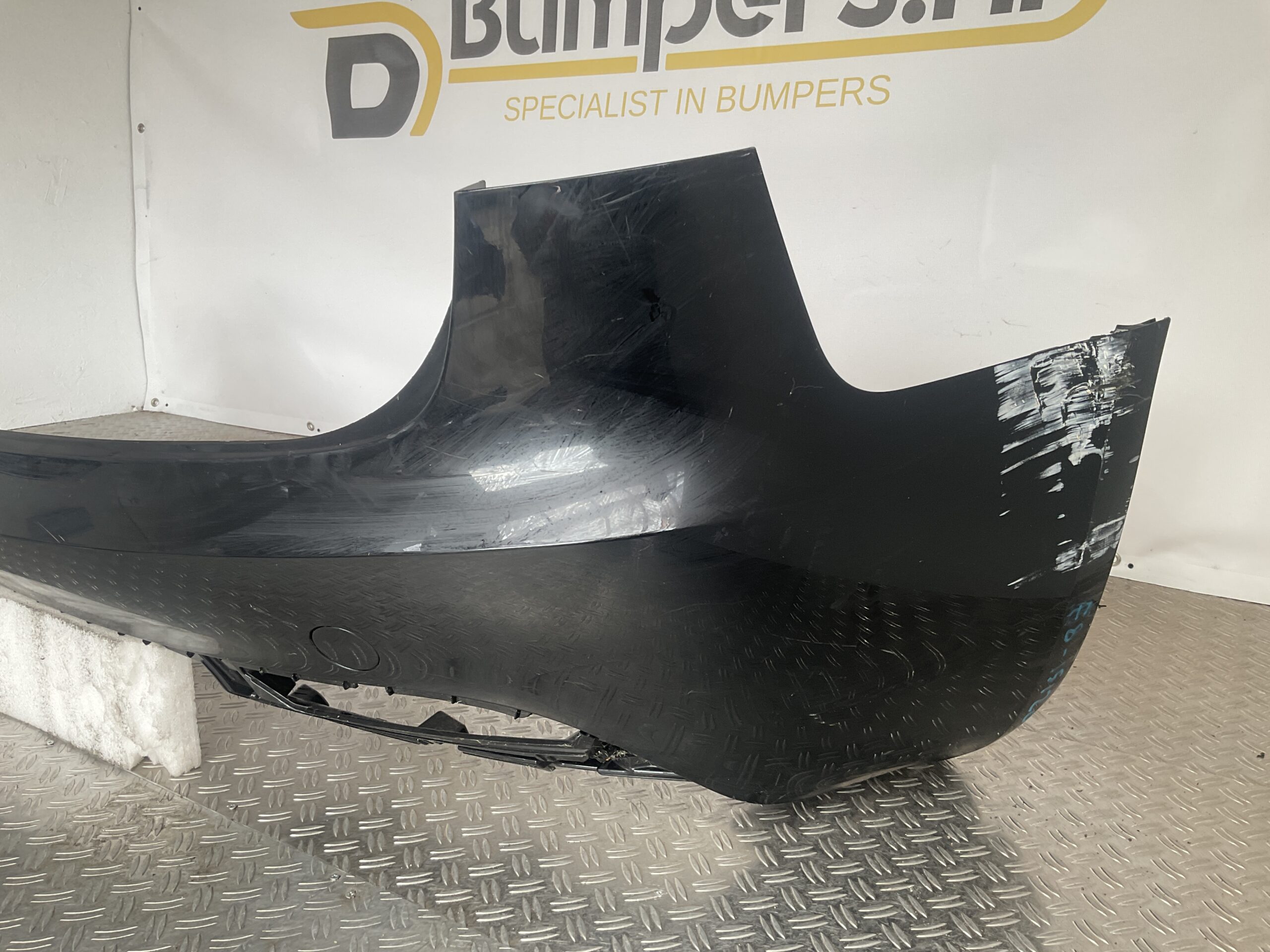 Bumper Tesla Model 3 2024- 1582570-02-a Achterbumper F8-15128z