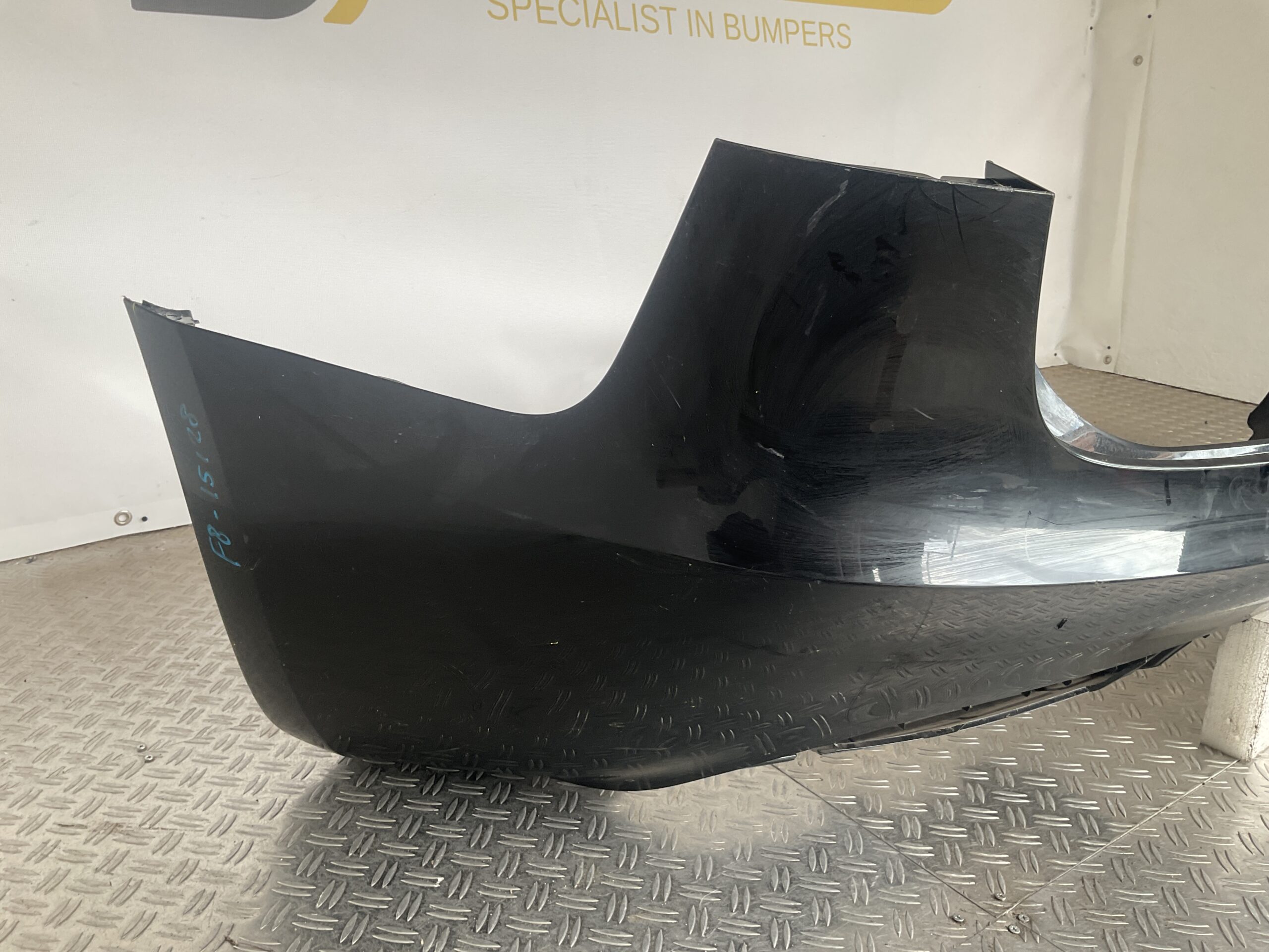 Bumper Tesla Model 3 2024- 1582570-02-a Achterbumper F8-15128z