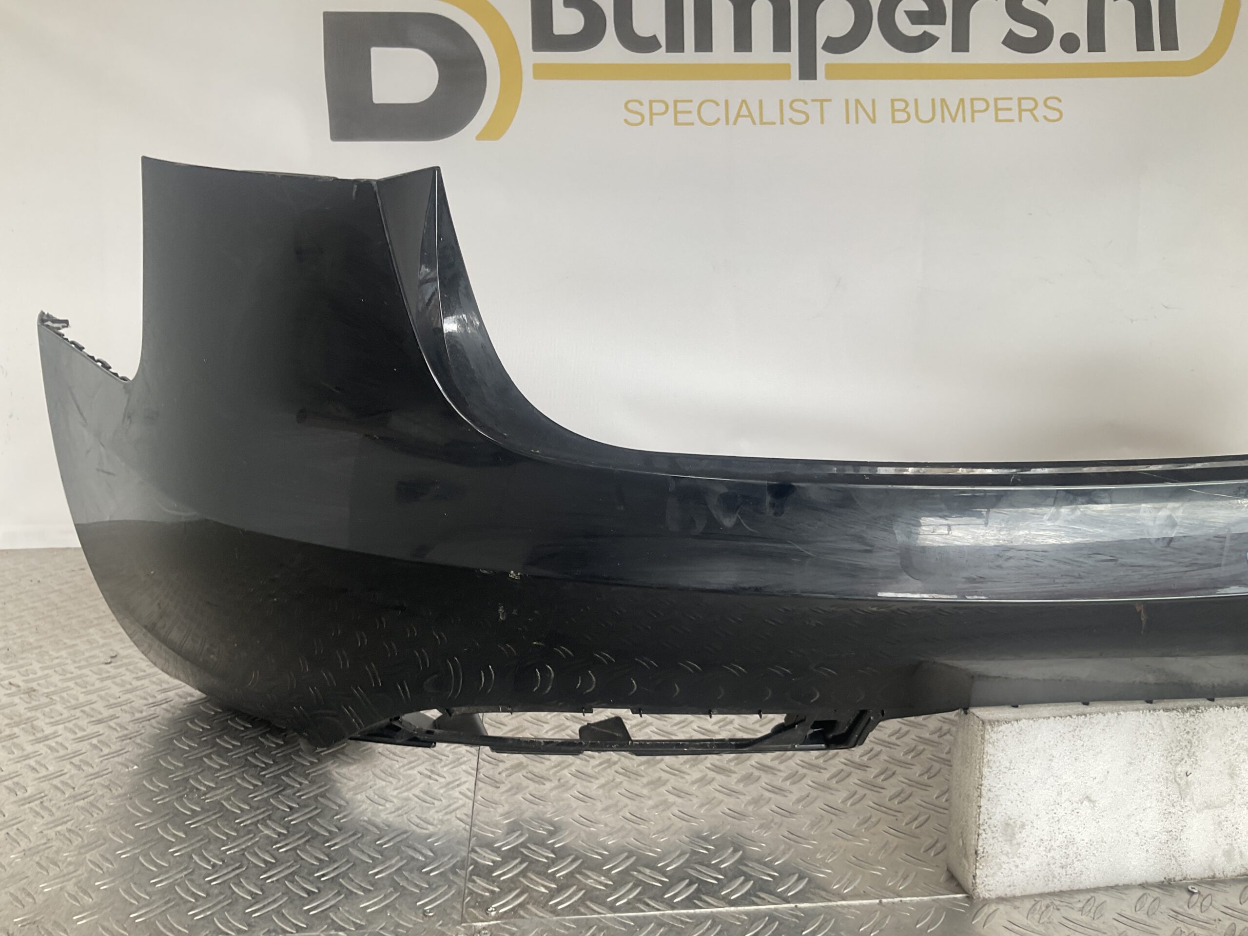 Bumper Tesla Model 3 2024- 1582570-02-a Achterbumper F8-15128z