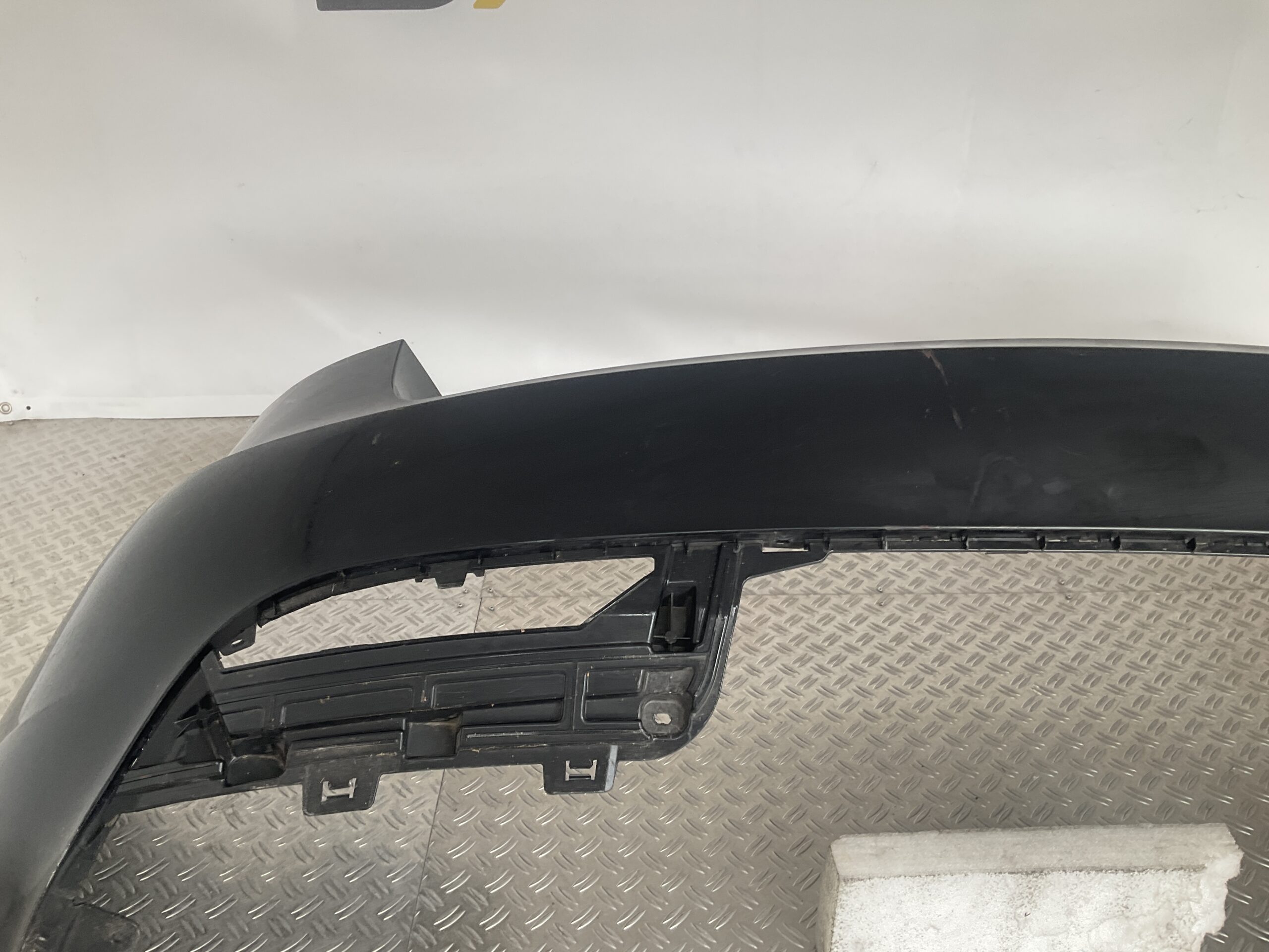 Bumper Tesla Model 3 2024- 1582570-02-a Achterbumper F8-15128z