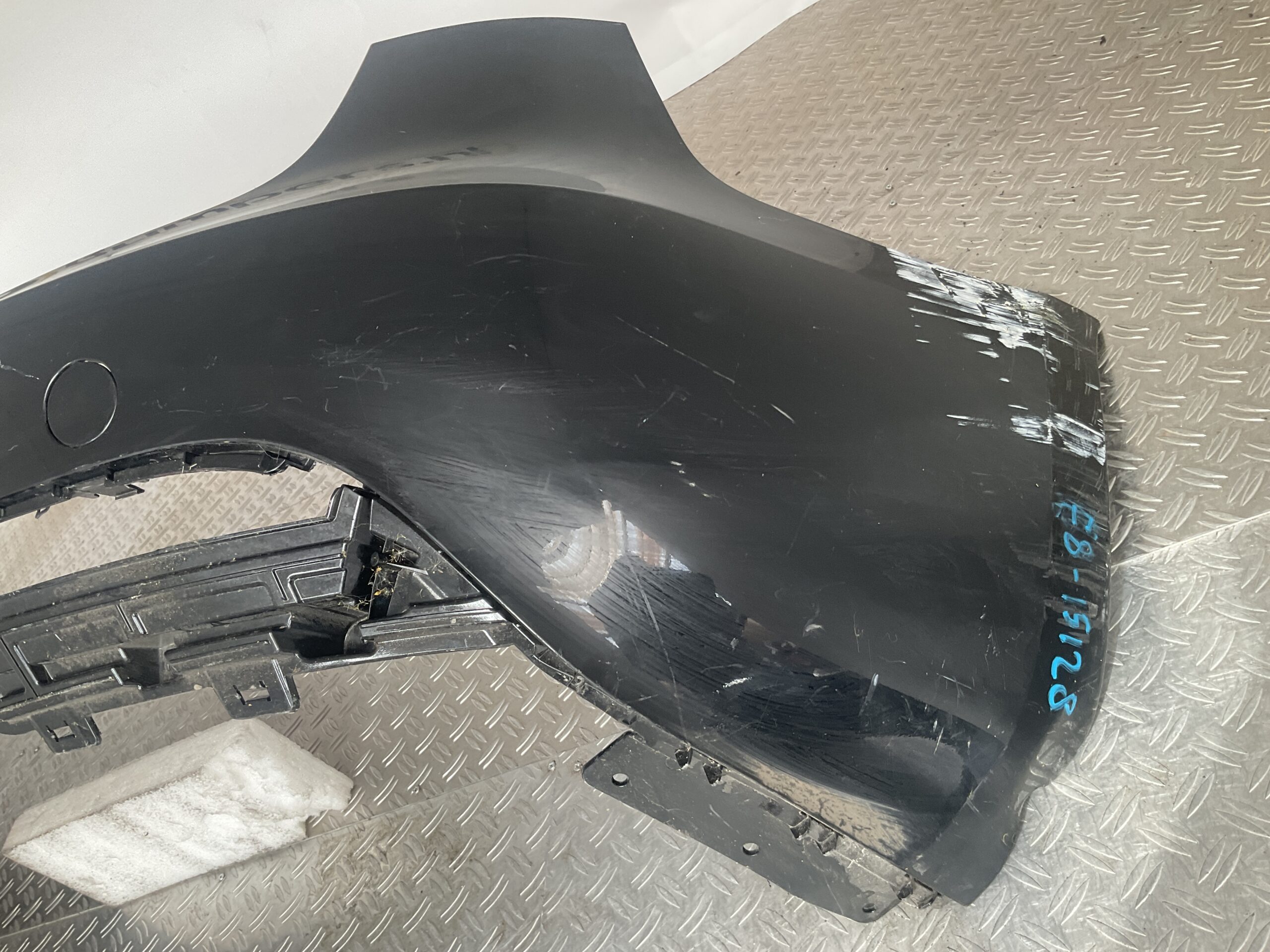 Bumper Tesla Model 3 2024- 1582570-02-a Achterbumper F8-15128z