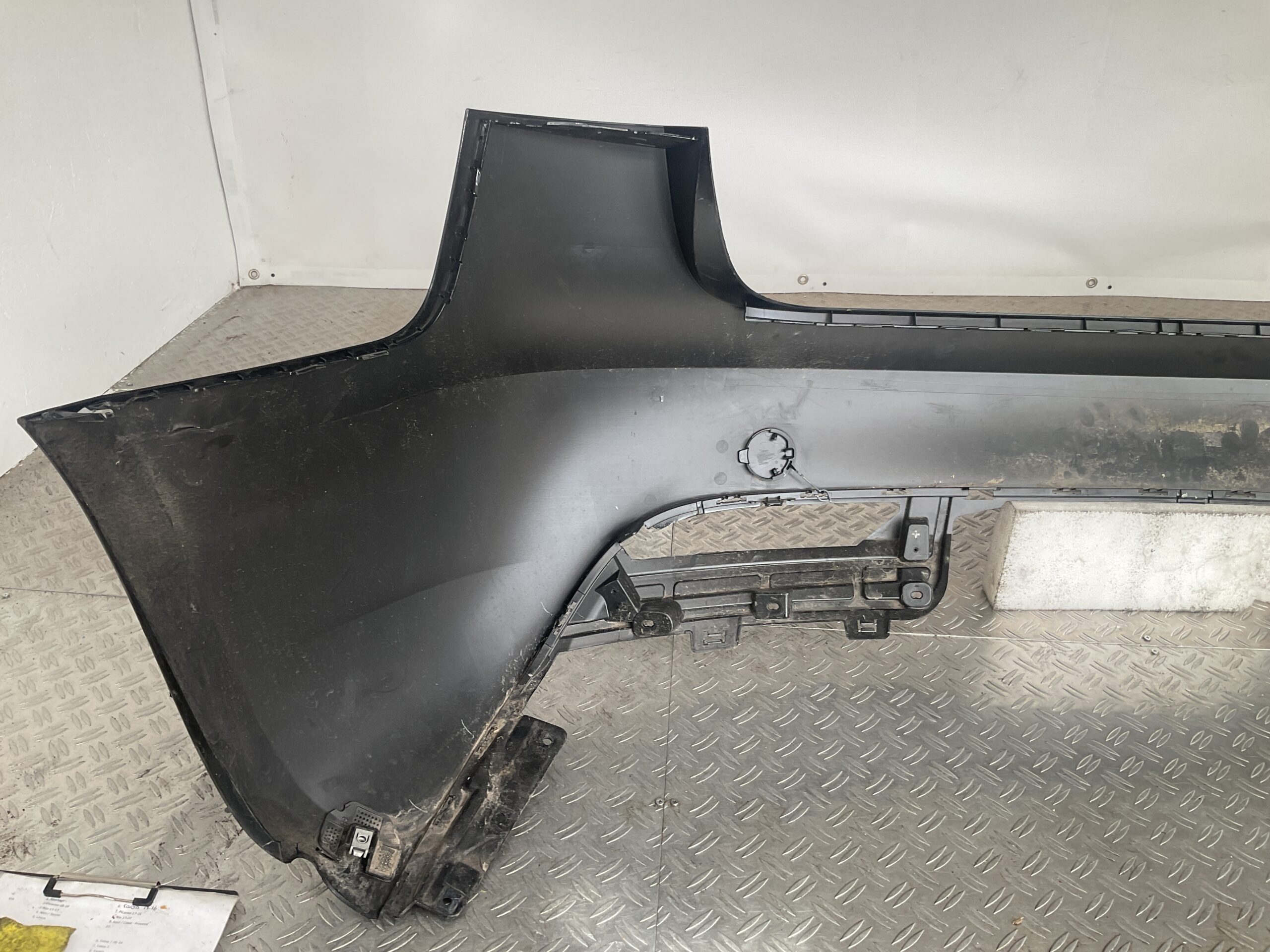 Bumper Tesla Model 3 2024- 1582570-02-a Achterbumper F8-15128z