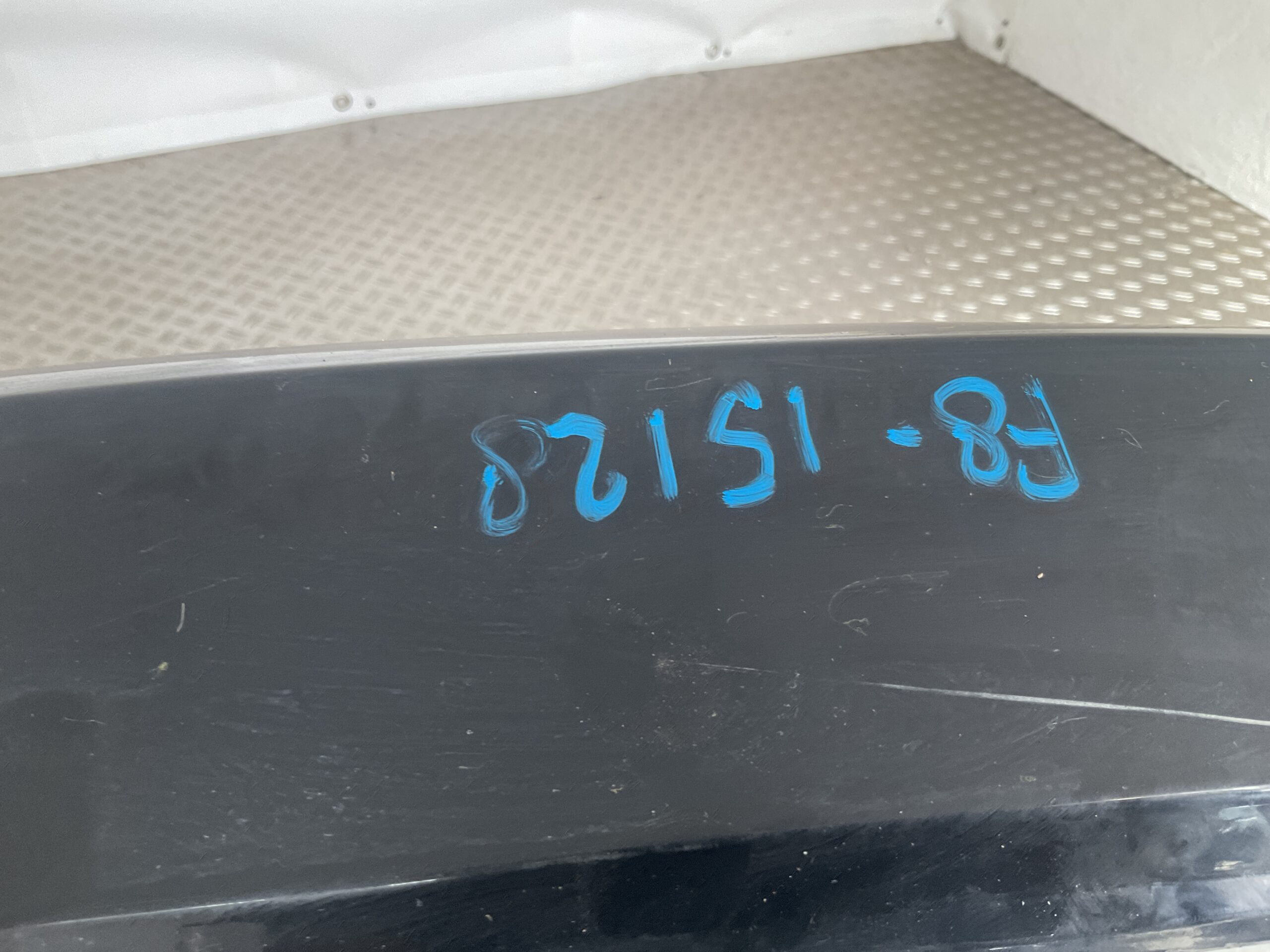 Bumper Tesla Model 3 2024- 1582570-02-a Achterbumper F8-15128z