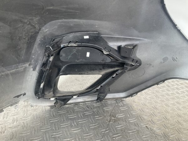 Bumper MG ZS MK2 Facelift 20-23 10628329 Voorbumper M6-15133z