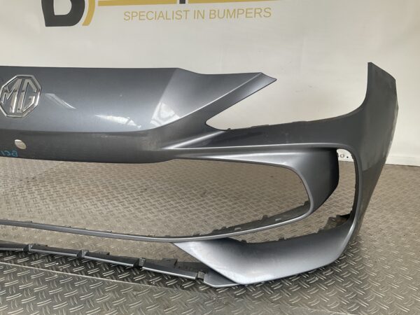 Bumper MG MG3 III 2024- P11222231 Voorbumper M6-15138z