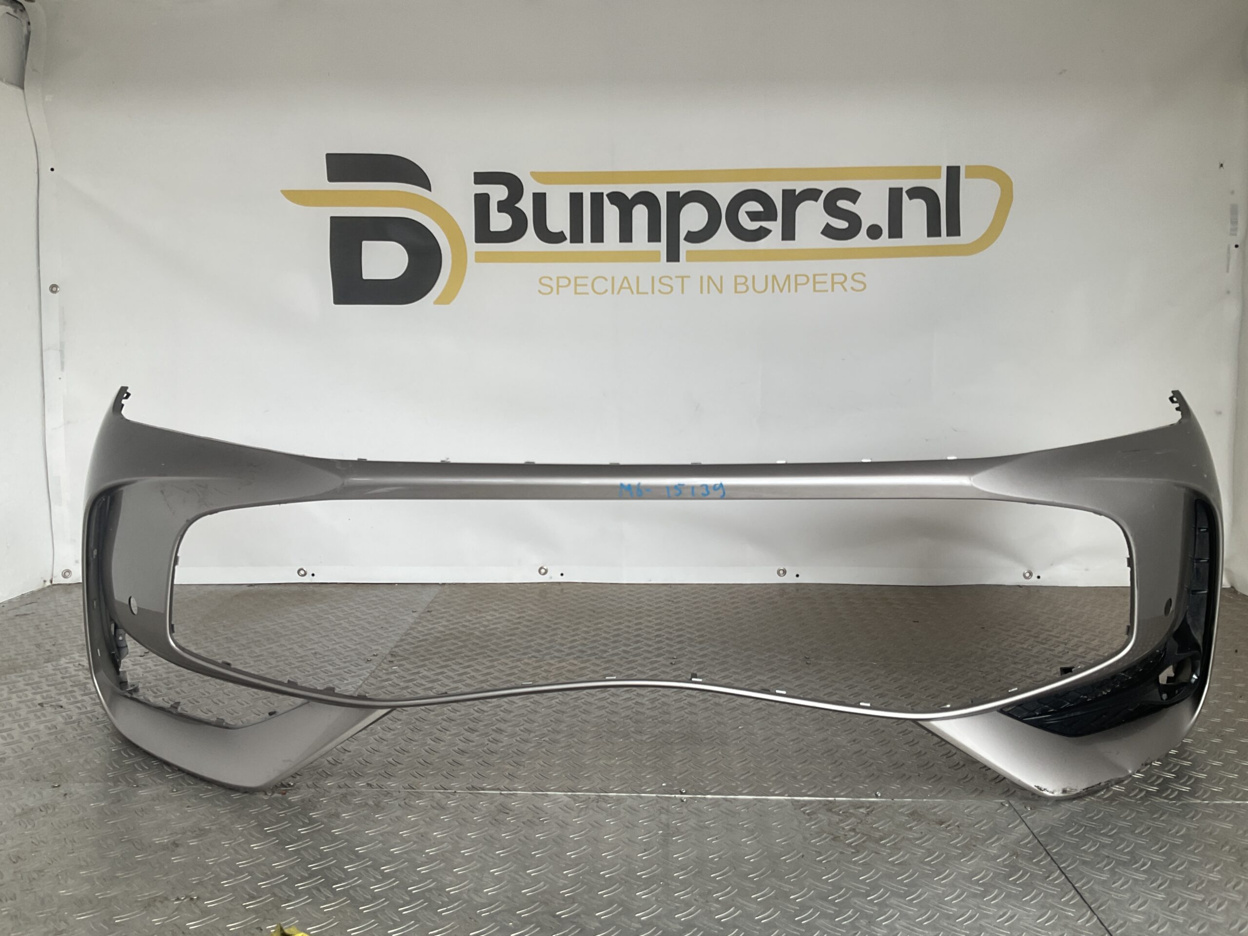 Bumper MG HS MK2 2024- P11407731 Voorbumper M6-15138z