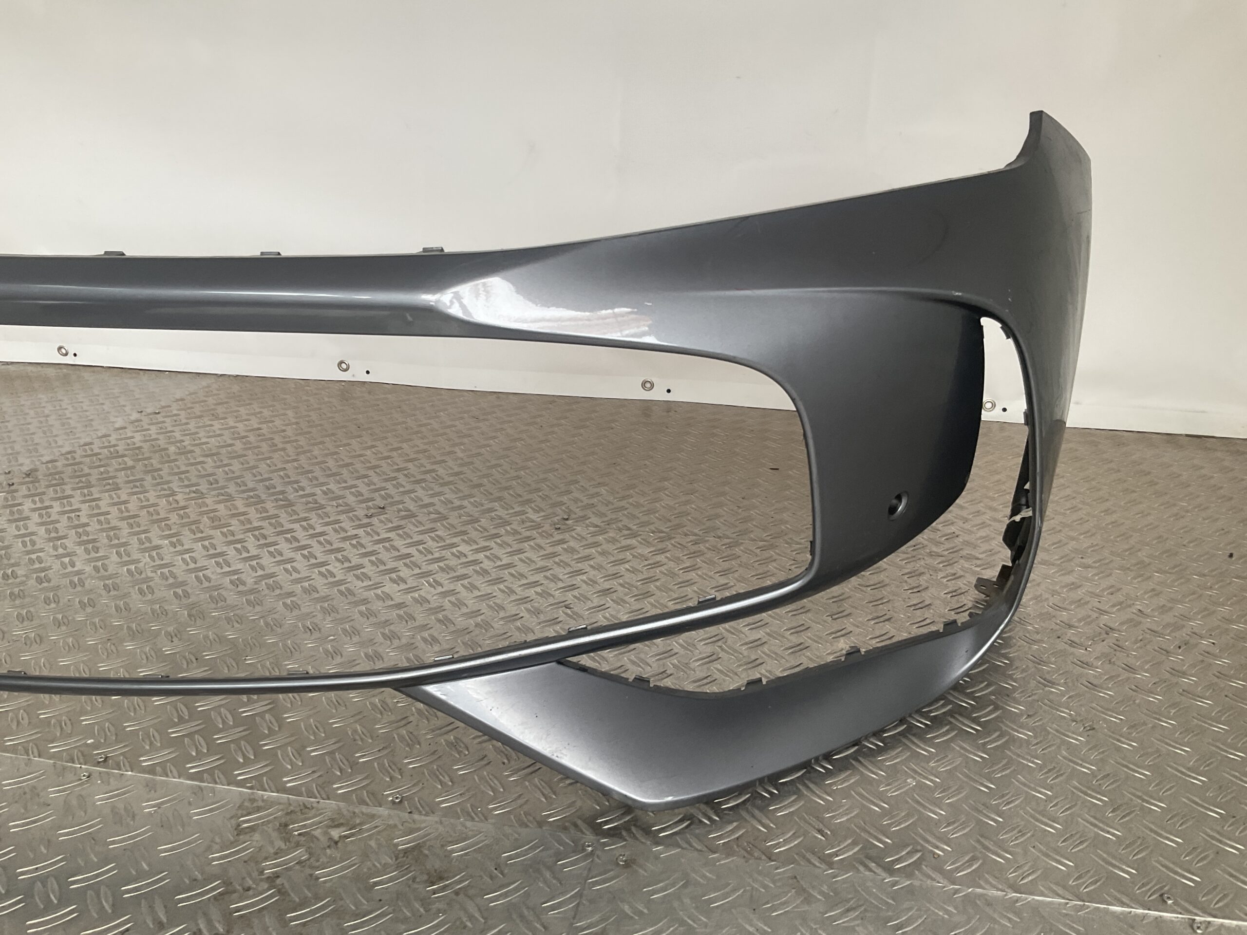 Bumper MG HS MK2 2024- P11407731 Voorbumper M6-15138z