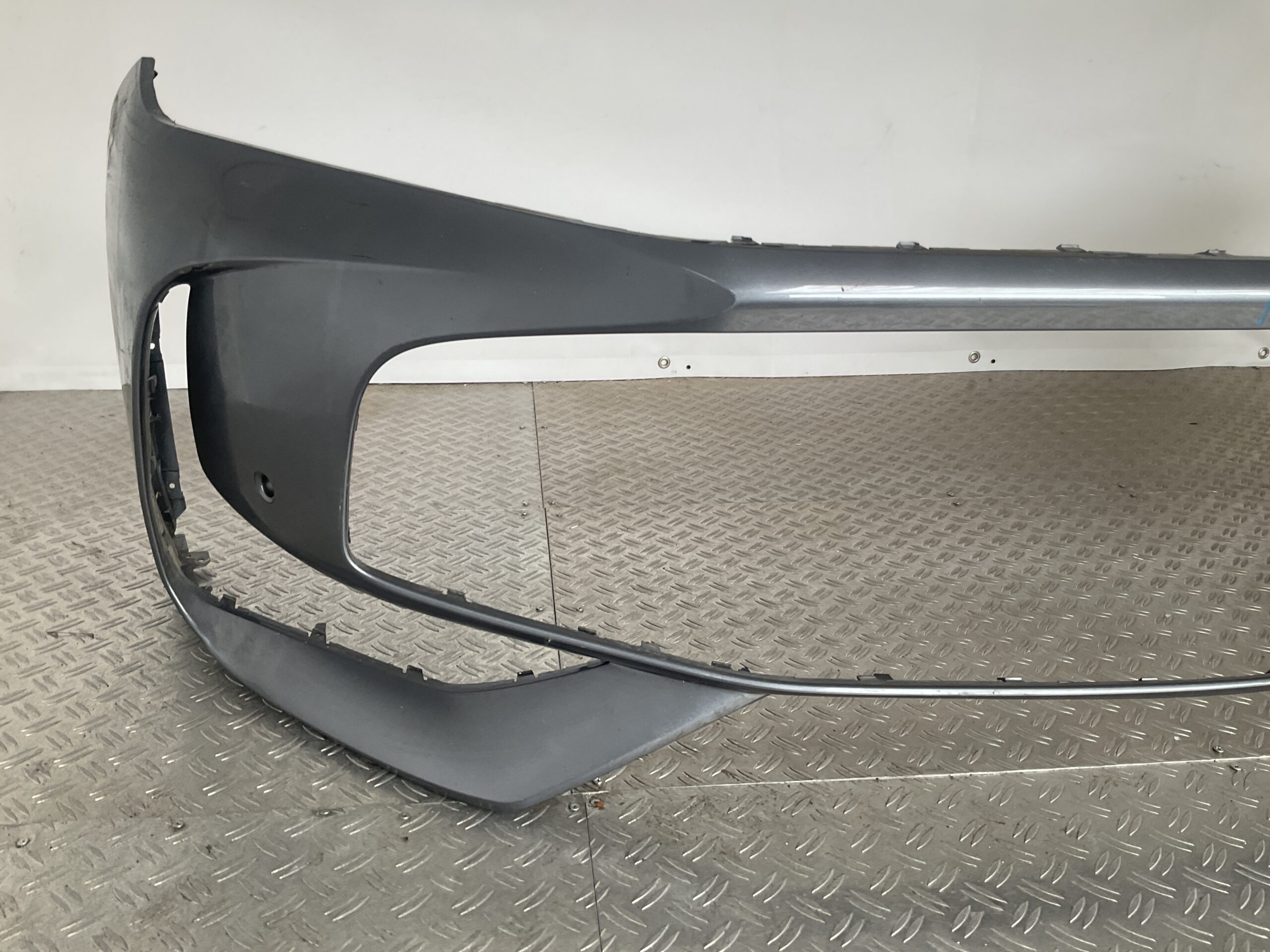 Bumper MG HS MK2 2024- P11407731 Voorbumper M6-15138z