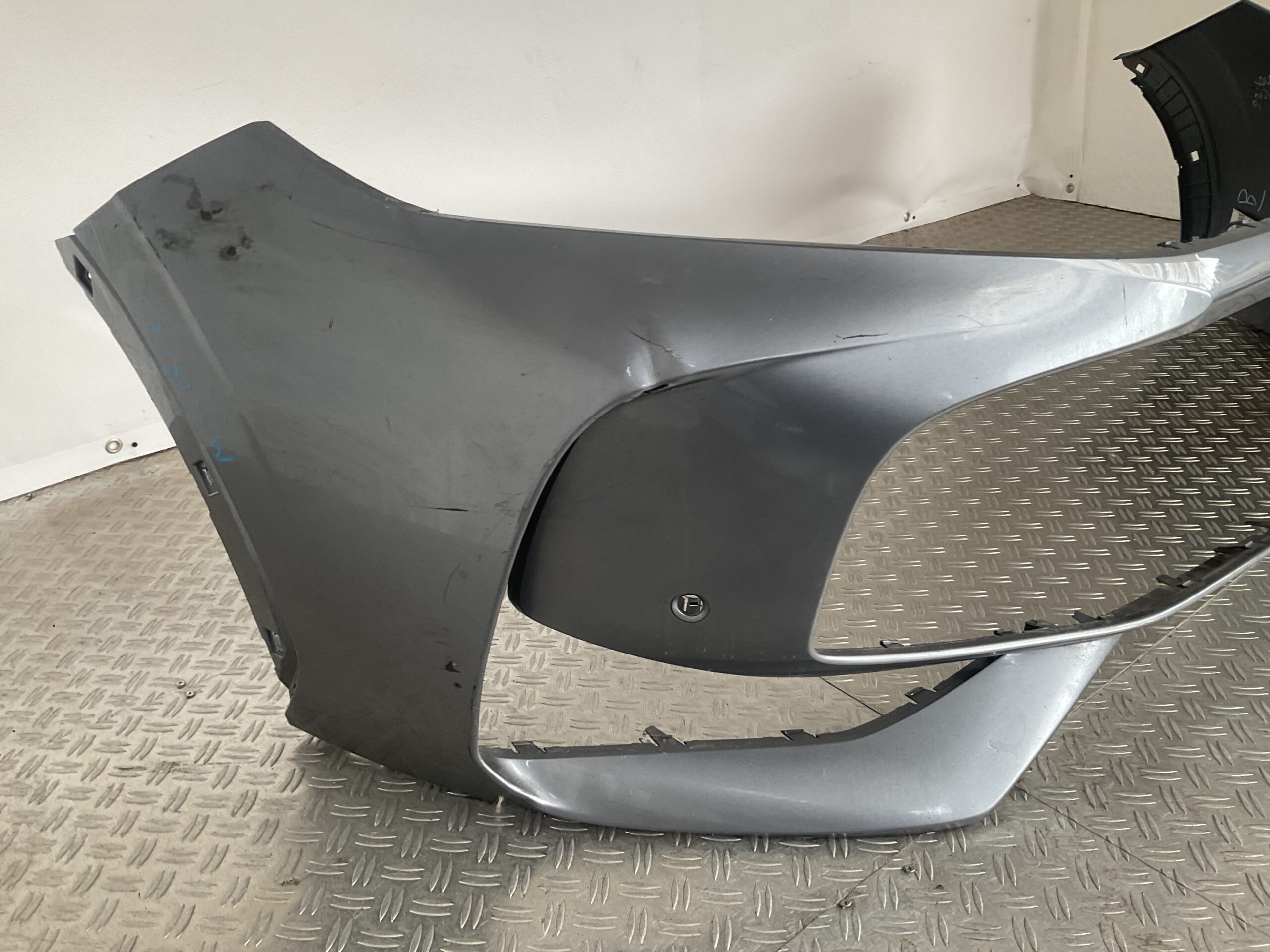Bumper MG HS MK2 2024- P11407731 Voorbumper M6-15140z